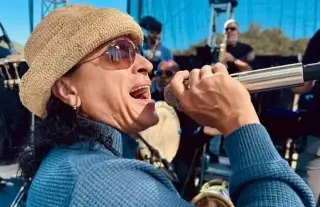 Imagen Elvis Crespo recibirá emblemático premio en los Billboard latinos, ¿De cuál se trata?