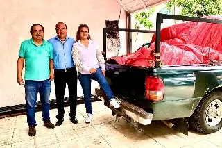 Imagen Abogados mandan víveres a damnificados en Poza Rica tras inundaciones