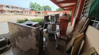 Imagen SEP: 300 escuelas con daños y casi 400 mil estudiantes sin clases al norte de Veracruz 
