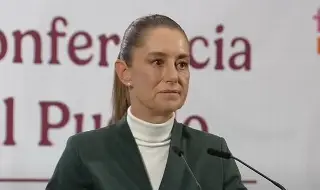Claudia Sheinbaum defiende impuesto especial a refrescos; esto dijo 