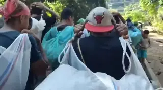 Así llevaron la ayuda a lugares incomunicados por las inundaciones en Veracruz (+Video)