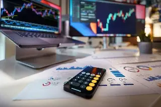 7 criterios más allá del marketing que sí importan al elegir bróker