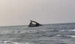 Imagen Esto pasará con restaurante de Tuxpan que llegó hasta mar de Coatzacoalcos, ¿Lo quitarán?