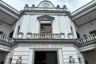 Imagen Tras robo reabren el Registro Civil de Veracruz; este es el horario para trámites