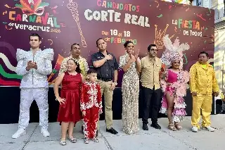 Imagen Tras rumbata, presentan a los candidatos a reyes del Carnaval de Veracruz 2026