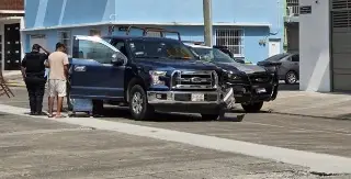 Chocan camioneta y patrulla de policía en la ciudad de Veracruz; así habría ocurrido