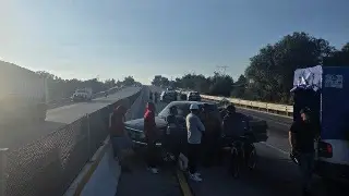 Imagen Hay cierre parcial de circulación en carretera de Veracruz; a esto se debe 