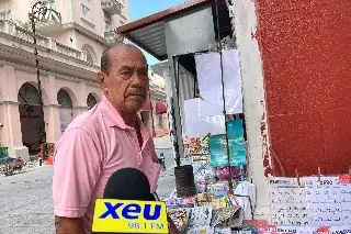 Imagen Conoce el puesto de periódicos con más de 100 años en el Centro de Veracruz