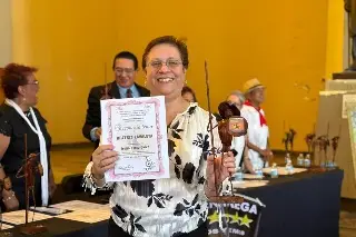 Imagen Reconocen a Bety Zavaleta de XEU como ícono radiofónico en Veracruz