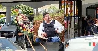 Imagen Dan el último adiós a Carlos Manzo, alcalde que enfrentó al crimen en Uruapan