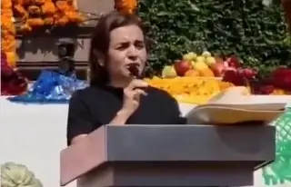 Imagen Mataron al mejor presidente de México: esposa de Carlos Manzo