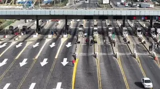 Transportistas toman caseta de Tepotzotlán, en autopista México-Querétaro (+Video)