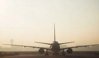 Imagen México pierde competitividad tras cancelación de rutas aéreas del AIFA a EU: Economista 