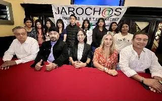 Celebrarán XV años a chicas y chico de escasos recursos de Veracruz
