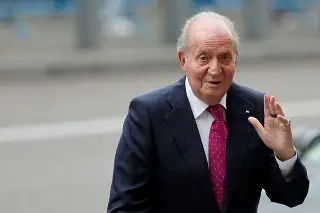 Imagen El rey Juan Carlos regresa a España; salen a la venta sus polémicas memorias (+Video)