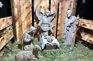 Empiezan a colocar villa navideña en Veracruz