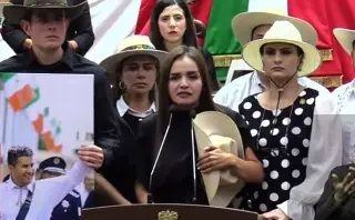 Imagen Grecia Quiroz rinde protesta como alcaldesa de Uruapan; 'vengo con el corazón roto', dice 