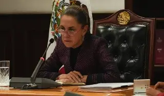 Imagen ¿Qué implicaciones hay luego de que Perú declarara persona 'non grata' a Sheinbaum?