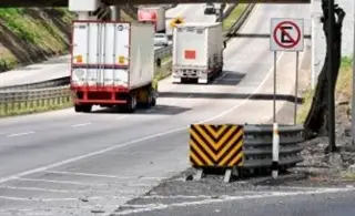 Secuestran y asaltan a ponentes en autopista de Veracruz; esto se sabe 