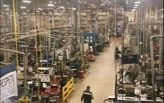 Reportan pérdida de miles de puestos en maquiladoras por alza salarial