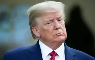 Trump celebra la dimisión del director de la BBC y le acusa de 'corrupto'