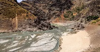 Por sequía, presidente de Irán advierte a población que serán evacuados de Teherán 