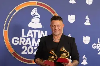 Bad Bunny agranda su huella, Alejandro Sanz sorprende y Karol G deslumbra en los Grammy