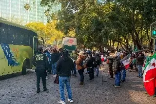 Se concentran manifestantes de la Generación Z para marcha (+Video)