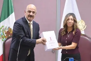 Entregan primer informe de Rocío Nahle al Congreso de Veracruz 