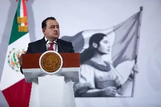 Arranca entrega de reposición de las tarjetas vencidas a becarios del Bienestar