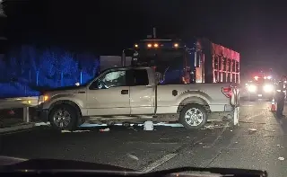 Familia completa murió en accidente en carretera; presumen que huían de asaltantes