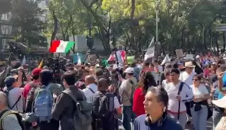Manifestantes se congregan en el Ángel de la Independencia (+Video)