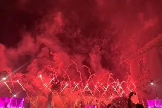 Banda Sinfónica y el Mariachi de la Semar dan concierto piromusical en Veracruz