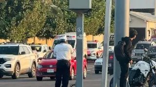 Reportan incendio en torre de departamentos en Boca del Río 