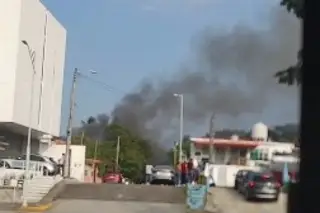 Se incendia casa en colonia de Veracruz 