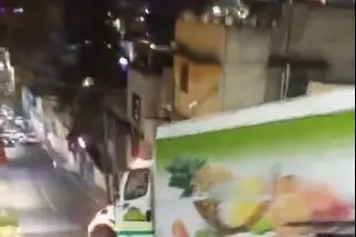 Camión de refrescos pierde el control en la 'bajada del diablo'