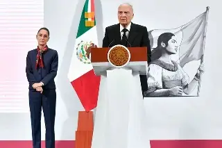 Sheinbaum señala que Gertz Manero no ha renunciado a FGR; confirma que recibió carta del Senado