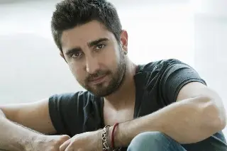 Alex Ubago regresa a México para celebrar 25 años de trayectoria 