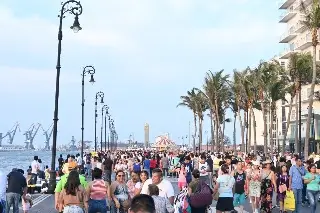 Esperan que a finales de diciembre lleguen más turistas a Veracruz