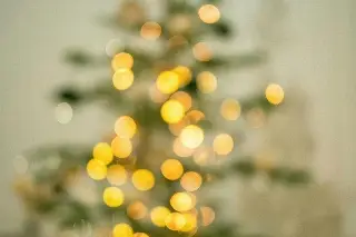 ¿Cuánto se incrementa el consumo de luz por las luces navideñas? 