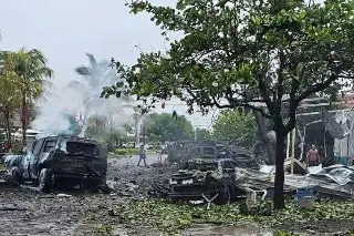 Reportan 2 fallecidos y más de 10 heridos tras explosión de coche-bomba en Michoacán 