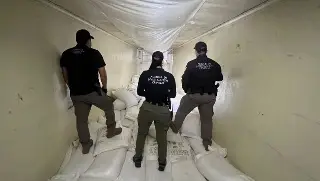 Aseguran más de 300 kilos de metanfetamina en Sinaloa; hay 2 detenidos 