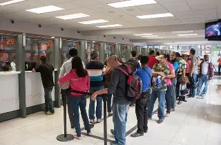 Peso pierde tras dato de inflación del INEGI ¿En cuánto venden el dólar en los bancos?