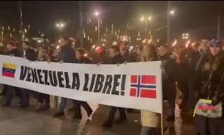 Marcha de las Antorchas ya ilumina Oslo tras Permio Nobel de la Paz a Machado