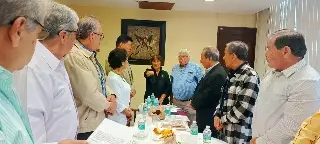 Imagen Rosa María Álvarez Santamán, rinde protesta como Secretaria General de FESAPAUV