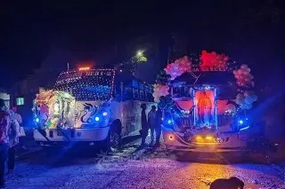 Imagen Así decoraron camiones por el Día de la Vírgen en Veracruz