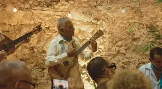 Invitan al 'Recital de rama y poesía' en Veracruz; entrada gratis 