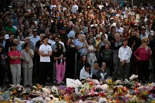 Duelo y silencio en Sídney tras el tiroteo más grave en Australia en 30 años 