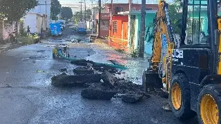 Inicia Grupo MAS trabajos de reparación de fuga en colonia de Veracruz