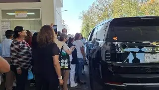 Secretaría de Salud pagó con vales bono de fin de año a trabajadores; reclaman efectivo